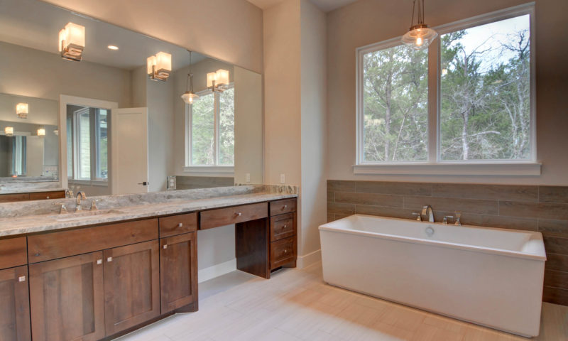 Custom built home in Valley View