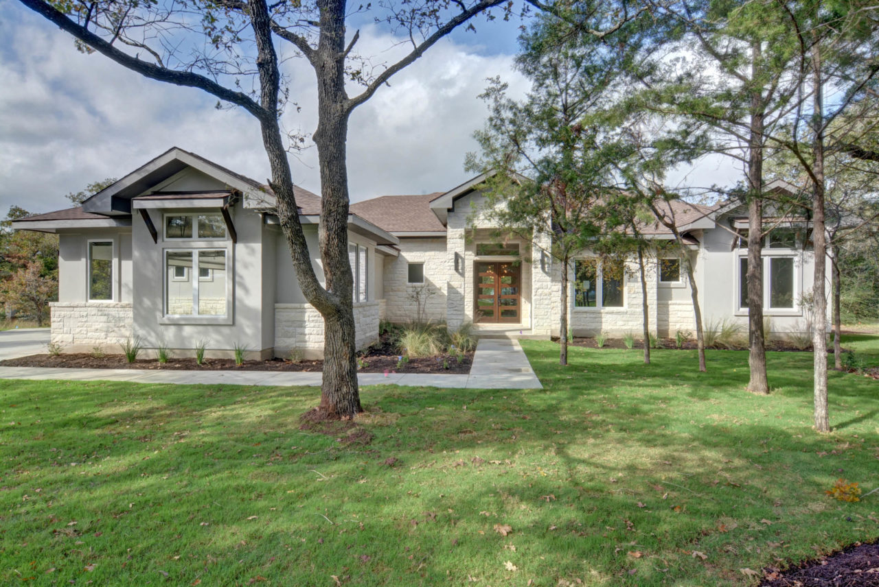 Custom built home in Valley View